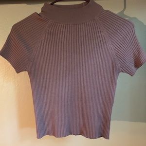 Kendall&Kylie ribbed high neck crop top